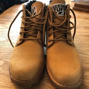 Roots Tough Stuff Womens Boots Size 9